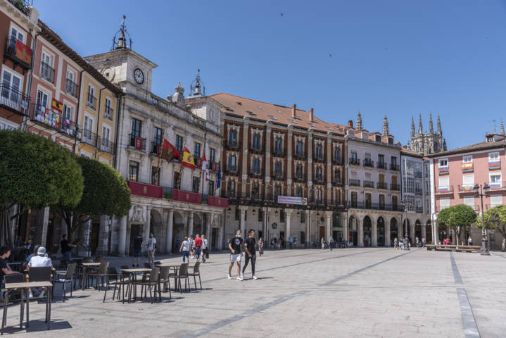 46 - Burgos - ciudad - plaza Mayor